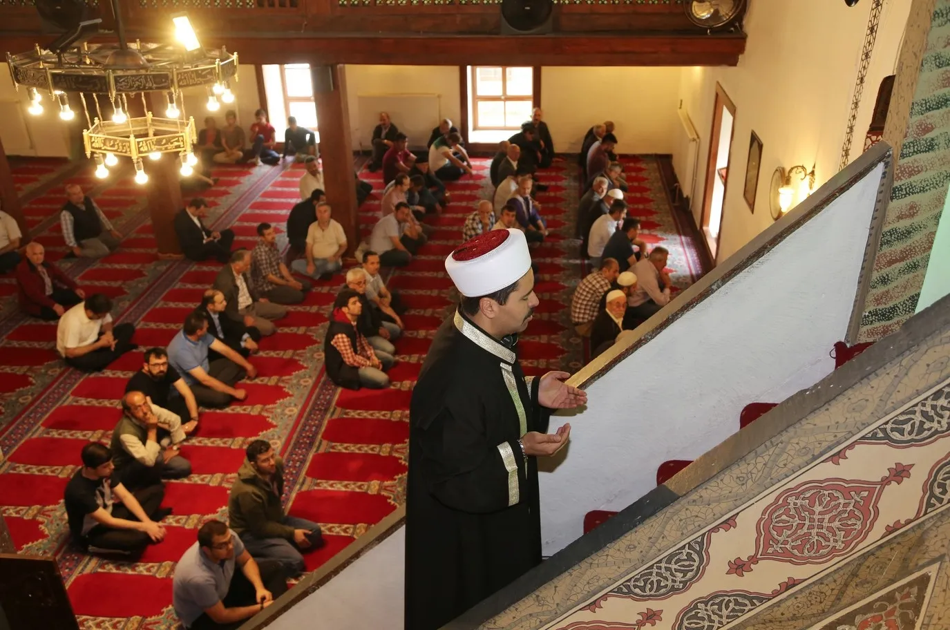 Diyanet Cuma hutbesi 10 Aralık! Bu haftaki Cuma hutbesi konusu nedir? İşte Arapça-Türkçe tam metni