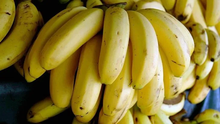 Muz hakkında şaşırtan bilgi! Limon sıkıp yiyin bakın ne olacak...