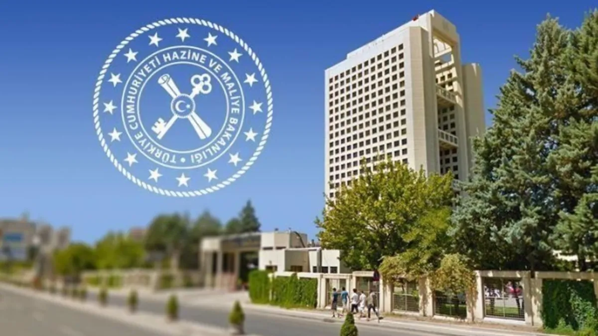 CHP'li vekilin Mehmet Şimşek iddialarına Hazine Bakanlığı'ndan sert tepki! 'Küçük düşürmeye çalışan iddiaları reddediyoruz'