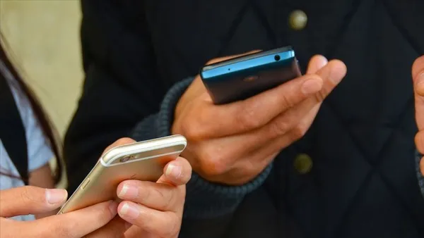 1642004096908.jpg Günde kaç saatinizi telefonunuza ayırıyorsunuz? Dünya genelinde yapılan araştırmada çarpıcı sonuç - 2