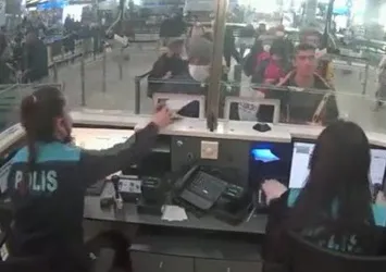 Suriyeli bir kişiye pasaportunu satan ABD'li yakalandı! Pasaportun fotoğrafları ortaya çıktı