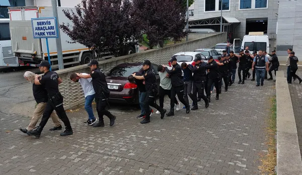 SGK'yı milyonlarca lira zarara uğrattılar! 26 kişi adliyeye sevk edildi - 3