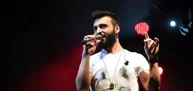 ÜNLÜ ŞARKICI HASTANEYE KALDIRILDI