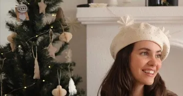 Üç Kız Kardeş Dönüş kimdir, gerçek adı ne? Üç Kız Kardeş Almila Ada kimdir, aslen nereli? İşte Instagram hesabı...