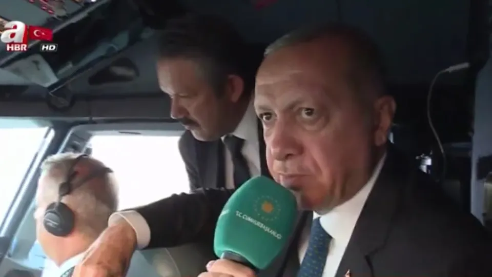 Cumhurbaşkanı Erdoğan, kokpitten konuştu
