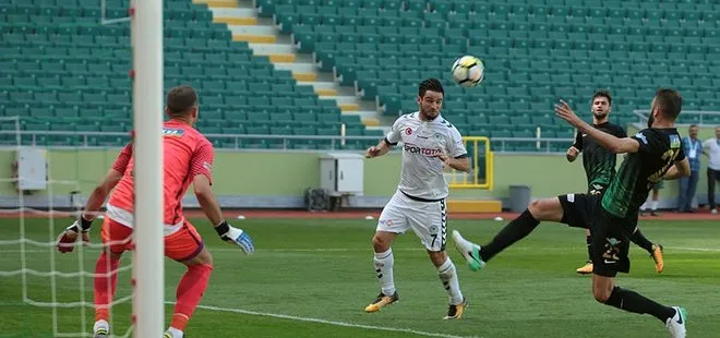 Atiker Konyaspor, Teleset Mobilya Akhisarspor’u 2-0 mağlup etti
