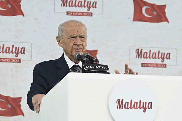 mhp-lideri-devlet-bahceliden-malatyada-28-mayis-vurgusu-istikrar-yurusun-1684854445643.jpg MHP lideri Devlet Bahçeli'den Malatya'da 28 Mayıs vurgusu: İstikrar yürüsün - 1