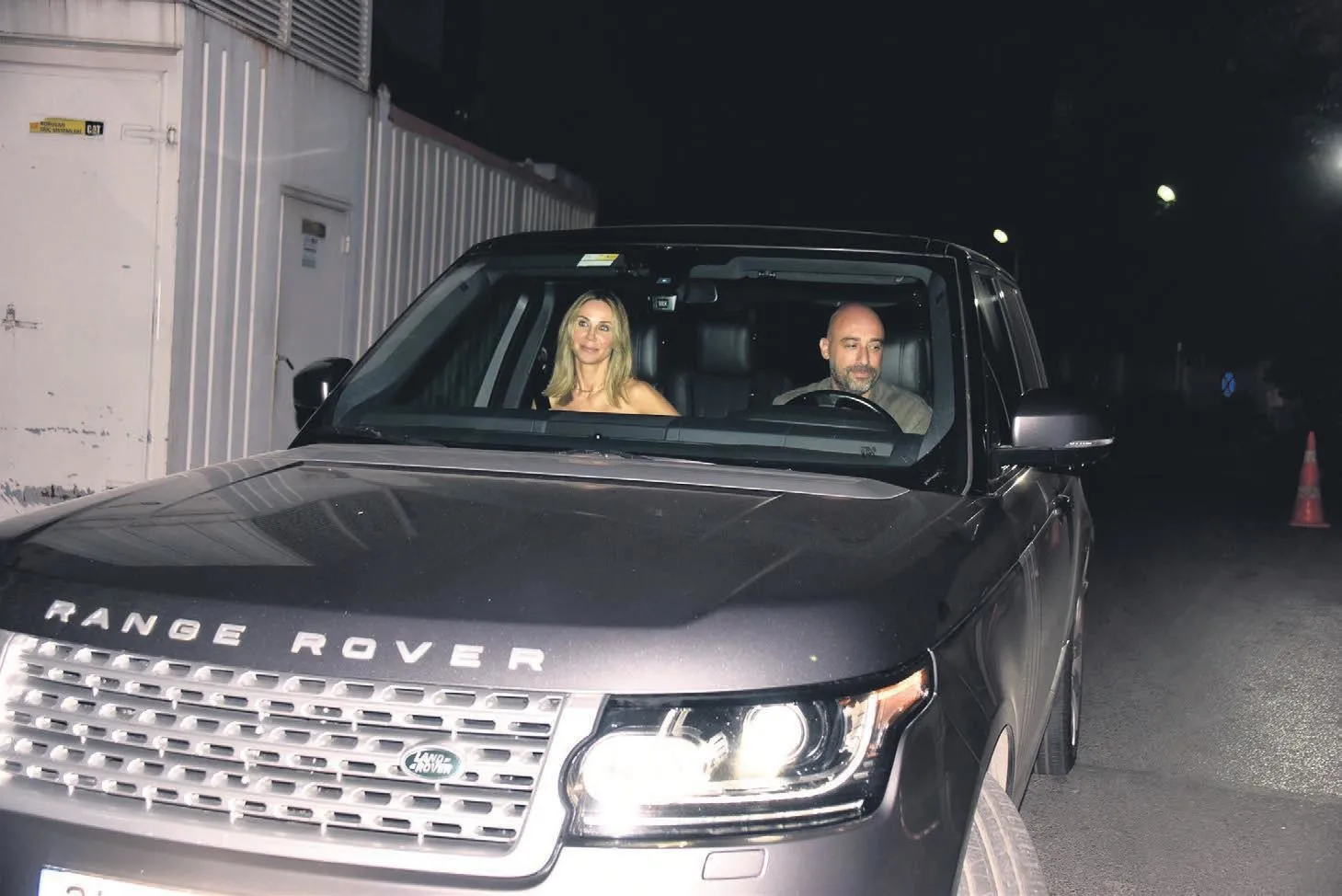 Sağ gösterip sol vurdu! Demet Şener aşkı veli toplantısında buldu