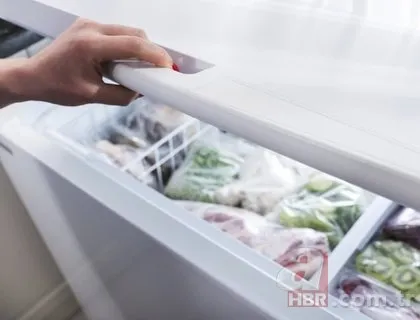 Dolaplar kış için yiyeceklerle doldu! Dondurucuda bu besinler zehre dönüşüyor! Sürekli yapılan bu yanlış ölüme götürüyor