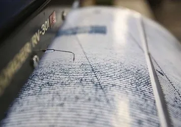 AFAD duyurdu! Ege Denizi'nde 5.3 büyüklüğünde deprem