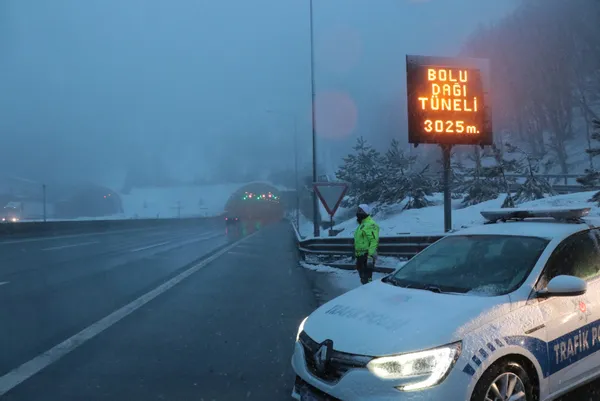 turkiyeye-sibiryadan-kar-geliyor-meteorolojiden-o-illere-uyari-ustune-uyari-istanbulda-acil-toplanti-1646802037257.jpg
