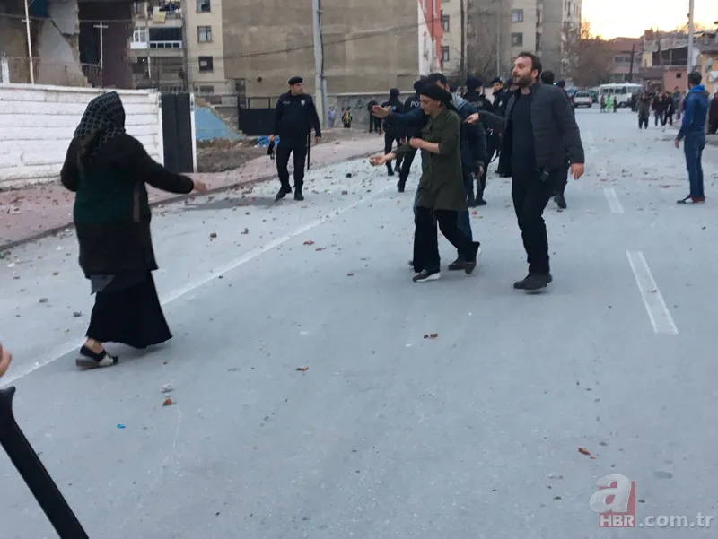 Konya'da iki aile sokak ortasında birbirine girdi 9