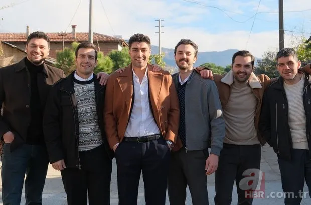 Zembilli'nin Gülnur'u Melis Özçimen'in çocukluk haline bakın! Hiç değişmemiş... 13