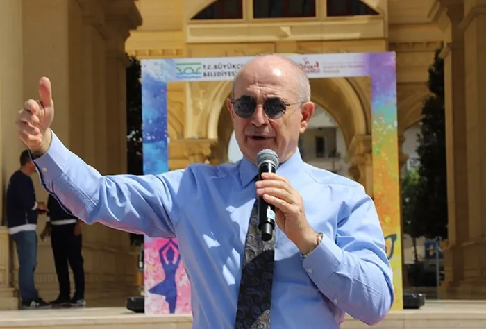 buyukcekmece-belediye-baskani-gozaltina-alinmisti-kirli-rusvet-pazarliginda-bagis-kilifi-ver-parayi-al-iskani-1748687043827.jpg Fotoğraf-İHA