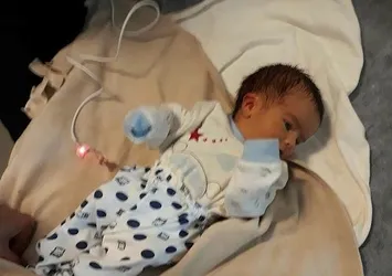 Vicdansızlar! Van Erciş'te 10 günlük bebeği...