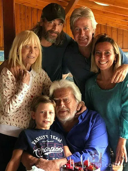 Cüneyt Arkın’ın hiç görüşmediği kızı ortaya çıktı! Sır gibi saklıyordu… 1