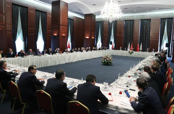 Son dakika: Başkan Erdoğan milletvekilleriyle buluştu! AK Parti'den Batı'ya Kırım tepkisi - 2