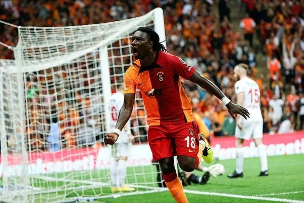 Bafetimbi Gomis Galatasaray’a vedasını duyurdu: Bir gün yine buluşacağız!