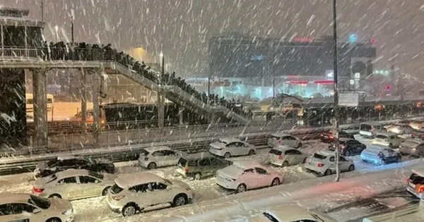 İBB kusurunu böyle örttü! Ani bastıran kara yakalandık