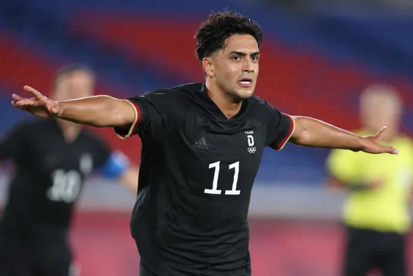 Beşiktaş aradığı orta sahayı buldu: Nadiem Amiri - 3
