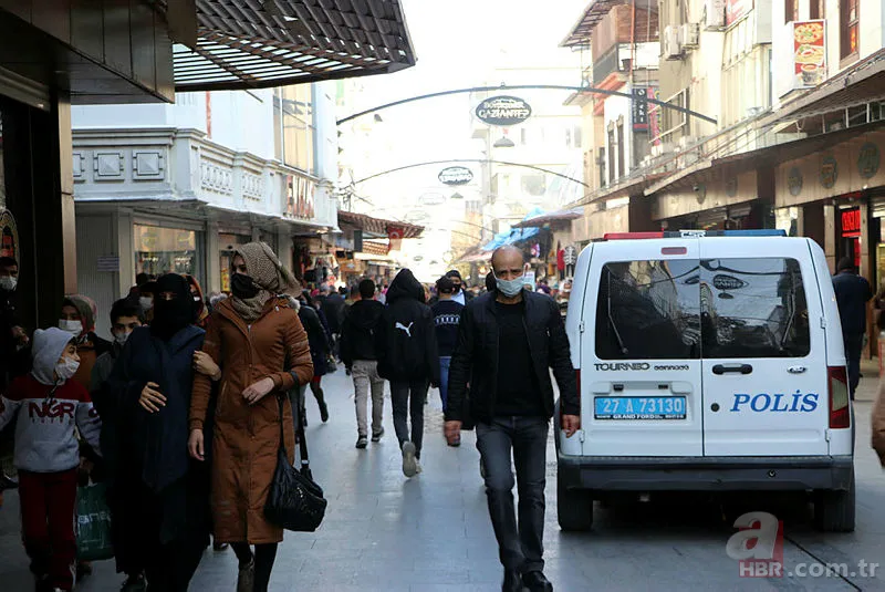 Detaylar belli oldu! Halı sahalar açıldı mı? 2021 Halı sahalar ne zaman, hangi illerde açılacak? Kaça kadar açık? 15