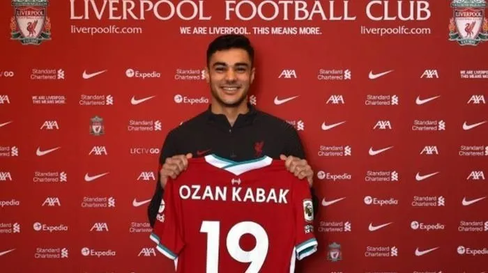 Ozan Kabak Liverpool formasını giydi!