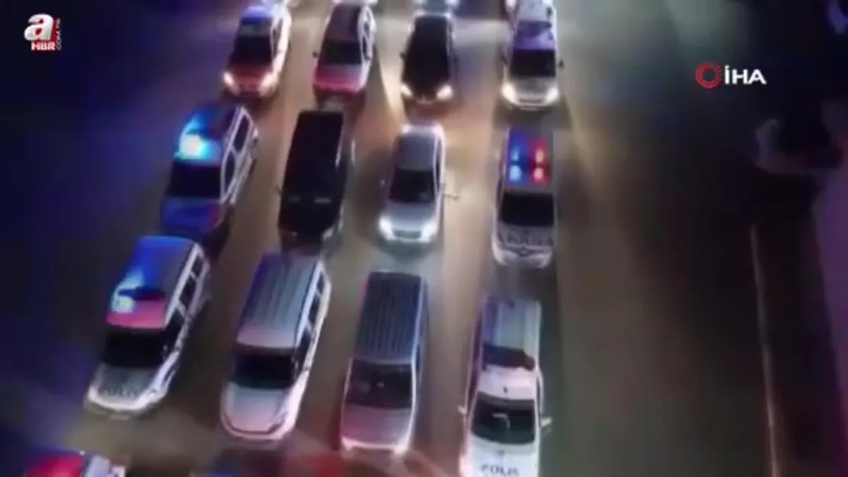 İzmir'de silahlı suç örgütüne şafak operasyonu: 17 tutuklama