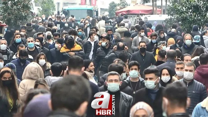 Ağustos’ta yasaklar yeniden başlayacak mı? Hafta içi ve hafta sonu sokağa çıkma yasağı olacak mı? Son durum...