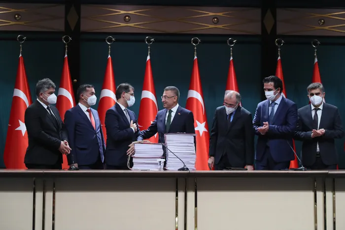 Son dakika: Cumhurbaşkanı Yardımcısı Fuat Oktay’dan Bütçe Kanunu Teklifi açıklaması: Aslan payı eğitime