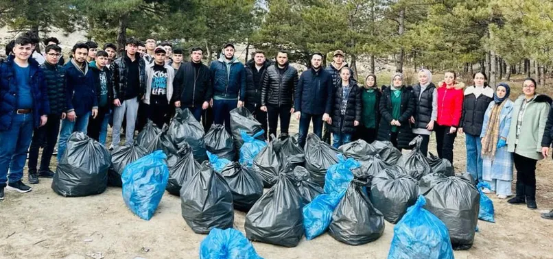 Başkan Erdoğan'ın eşi Emine Erdoğan doğasever gençleri tebrik etti