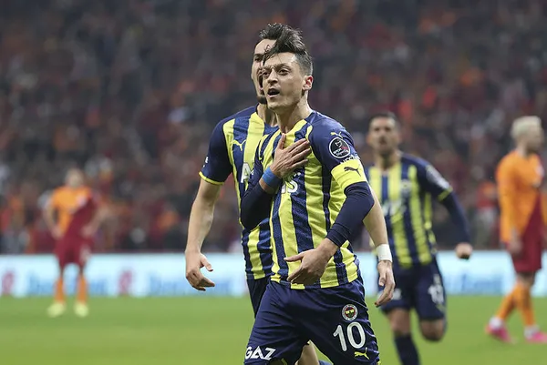 Galatasaray: 1 - Fenerbahçe: 2 MAÇ SONUCU | Fenerbahçe'den derbi zaferi