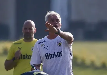 Jose Mourinho'nun gözü 8 isimde! Sevilla'dan Fenerbahçe'ye takas teklifi