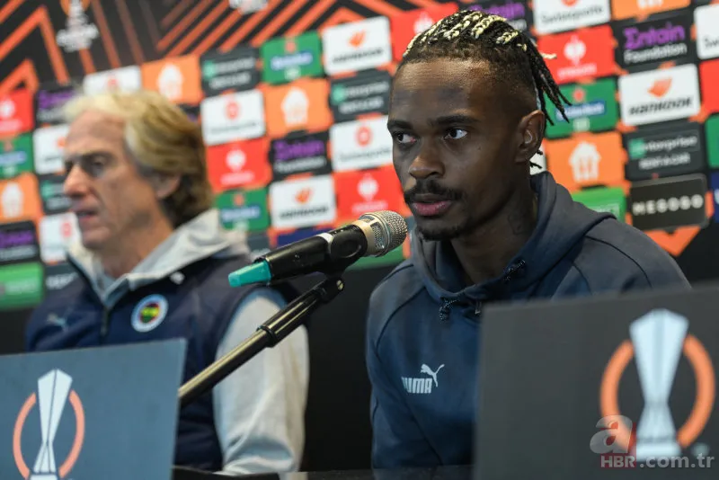 Fenerbahçe'de sürpriz veda! Geçen sene alınmıştı sözleşmesi feshediliyor 12