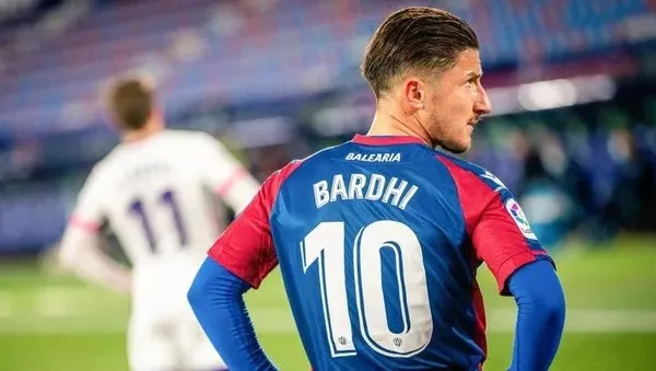 Trabzonspor Enis Bardhi transferini açıkladı!
