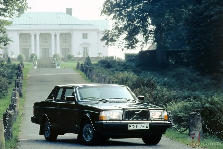 1977 Volvo 262C Bertone Coupe 4