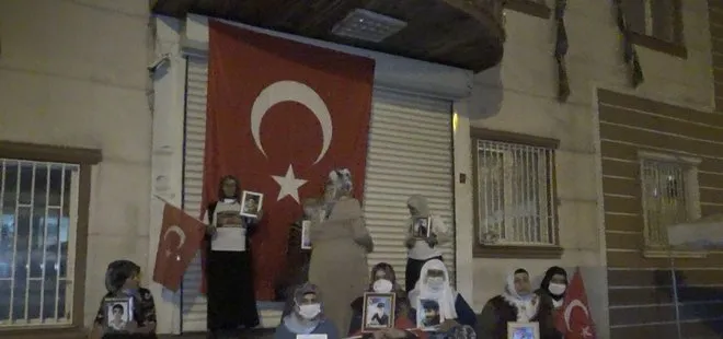 Evlat nöbetindeki ailelerden HDP’yi çıldırtan mesaj: Biz kaleyi yıktık Türk bayrağını astık