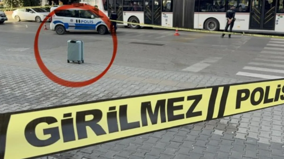 Kaldırımdaki şüpheli valiz paniğe neden oldu!