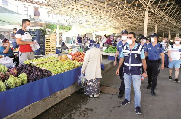 son-dakika-icisleri-bakanligindan-sokaga-cikma-kisitlamasi-aciklamasi-1607698123218.jpg Son dakika: Sokağa çıkma kısıtlaması başladı! Hafta sonu nereler açık olacak? Kimler dışarı çıkabilecek? Kısıtlama saat kaçta sona erecek - 2