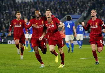 Liverpool Leicester City engelini de geçti