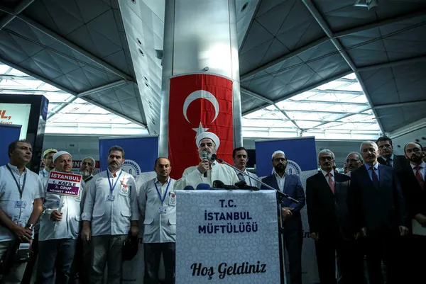İlk hac kafilesi yola çıktı - 1