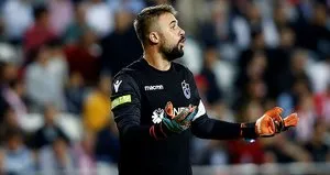 G.Saray milli kalecinin peşinde!
