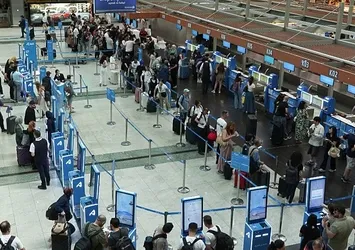 Sabiha Gökçen Havalimanı'nda bayram yoğunluğu