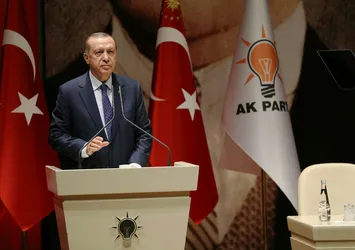 AK Parti'de teşkilatların yüzde 60'ı değişecek