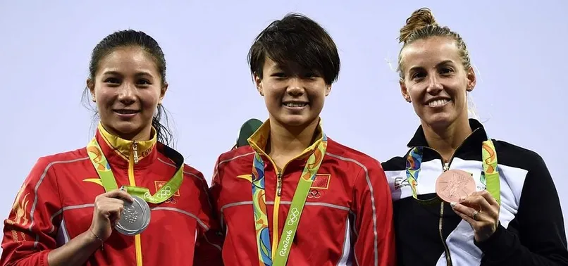 Çinli Tingmao Shi altını kaptı!