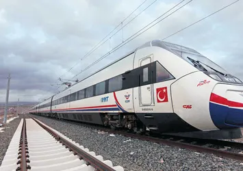 Ankara - Eskişehir 1 saat 5 dakika olacak
