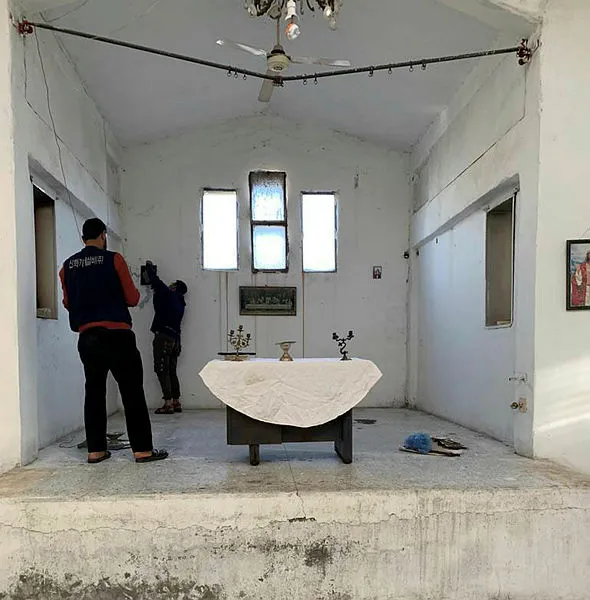 Tel Abyad'da Türkiye'nin onardığı Ermeni Kilisesi ibadete açıldı - 1