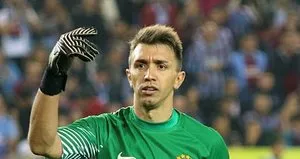 Muslera’dan trafik cezası esprisi