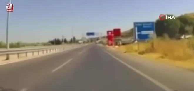 Alaşehir'deki ambulans kazası görüntülendi