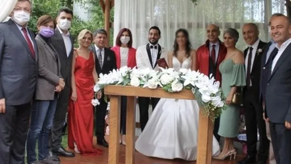 Başkan Erdoğan’a hakaret skandalında yeni gelişme! Biri CHP’li biri polis çıktı