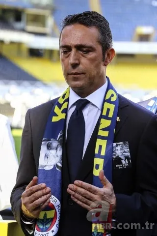 Galatasaray - Fenerbahçe derbisinde tribünde rahatsızlanarak hayatını kaybeden Koray Şener son yolculuğuna uğurlandı 21